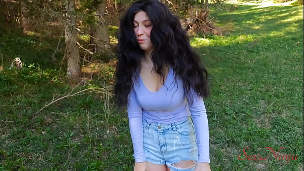 Influencer got Separated from her Husband in the Woods