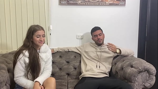 Entrevista cachonda con un chico de gran verga